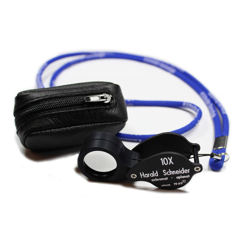 Black 10X Triplet Loupe, Harald Schneider Aplanat Achromat, with lanyard and small zippered pouch. Black 10X Triplet Loupe, Harald Schneider Aplanat Achromat, with lanyard and small zippered pouch.