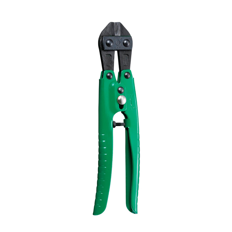 Front view of the 3.Peaks Diagonal Nipper with green handles and black jaws, centered on a white background. Front view of the 3.Peaks Diagonal Nipper with green handles and black jaws, centered on a white background.