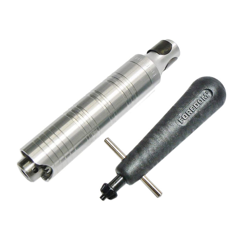 Foredom H 30 Chuck Handpiece and HPCK-0 chuck key for up to 5/32 inch shank. Foredom H 30 Chuck Handpiece and HPCK-0 chuck key for up to 5/32 inch shank.