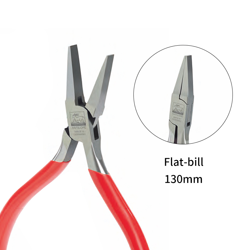 niqua® antilope flat nose pliers without spring & cut (120 / 130 mm) Product presentation of the NIQUA Antilope 04-020-130 flat nose plier (130mm) featuring an inset detail of the box joint and smooth flat-bill jaws.