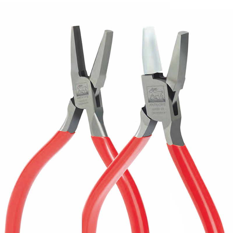 niqua® antilope half round & flat nose pliers without spring & cut 130mm / with nylon jaw 140mm Pair comparison display of NIQUA Antilope half-round and flat-nose pliers showing the 130mm all-steel model alongside the 140mm nylon-jaw model with red PVC handles.