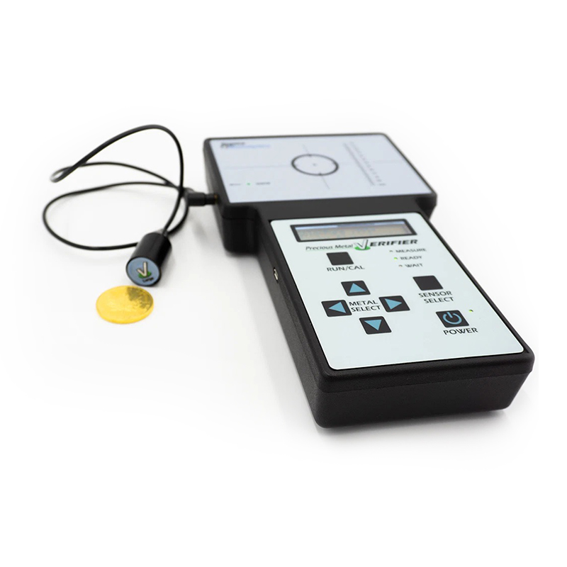 sigma metalytics precious metal verifier pmv original Angled view of Sigma Metalytics PMV Original using external sensor wand to verify gold coin.