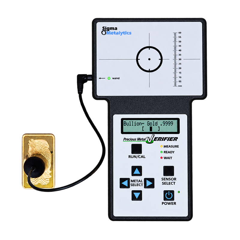 sigma metalytics precious metal verifier pmv original External wand attached to Sigma Metalytics PMV Original testing a pure gold bullion bar.