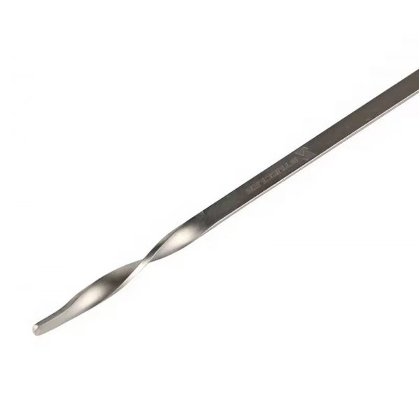 Another close-up focusing on the non-stick titanium material and slim profile of the Stuccler ErgoLast soldering pick